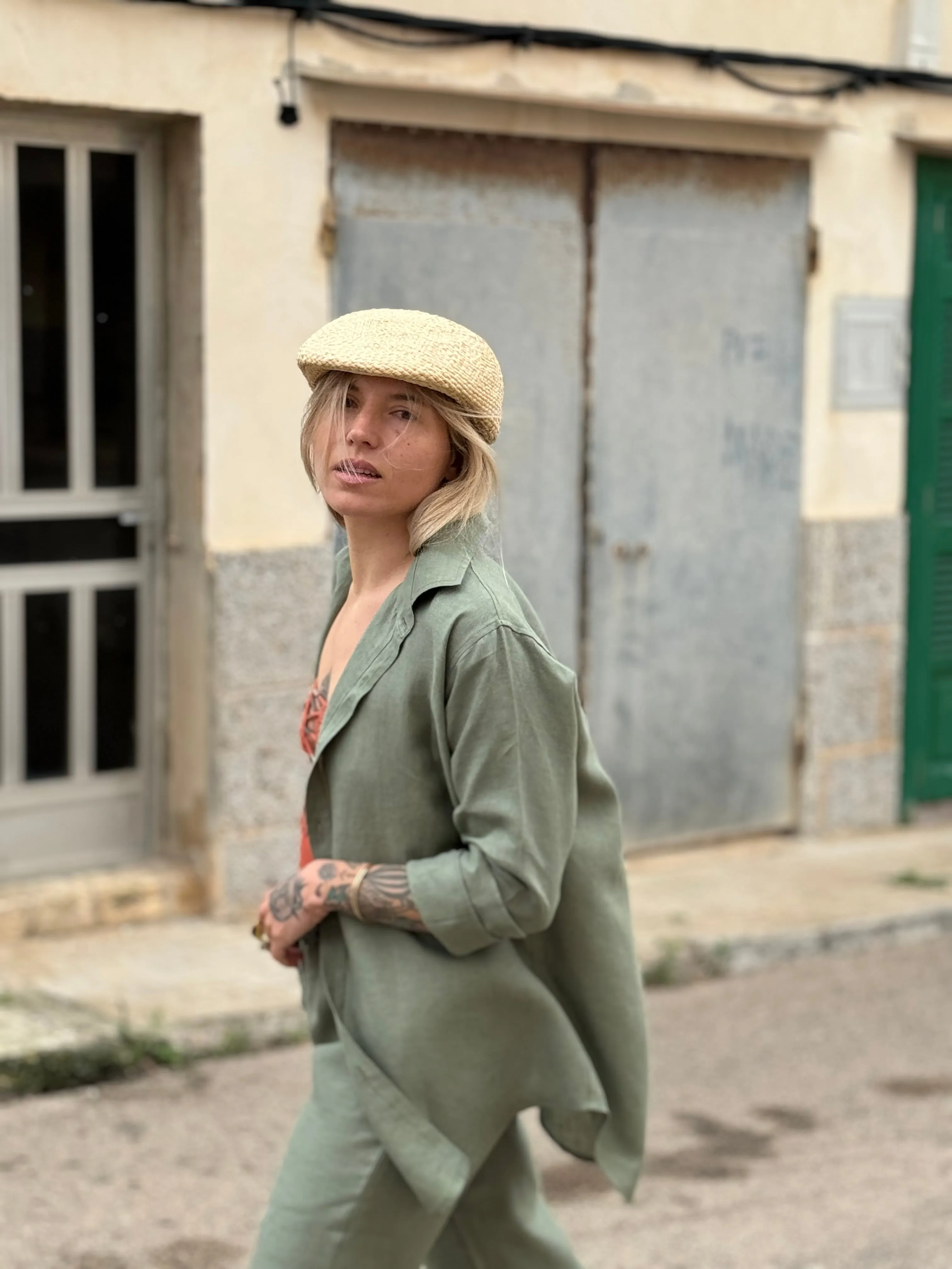 BELGIUM Boyfriendshirt khaki