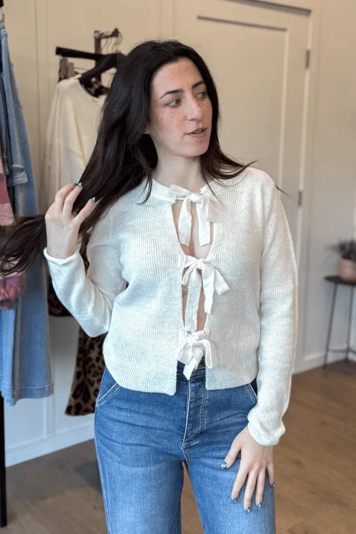 Front Bow Knit Cardi in Cream
