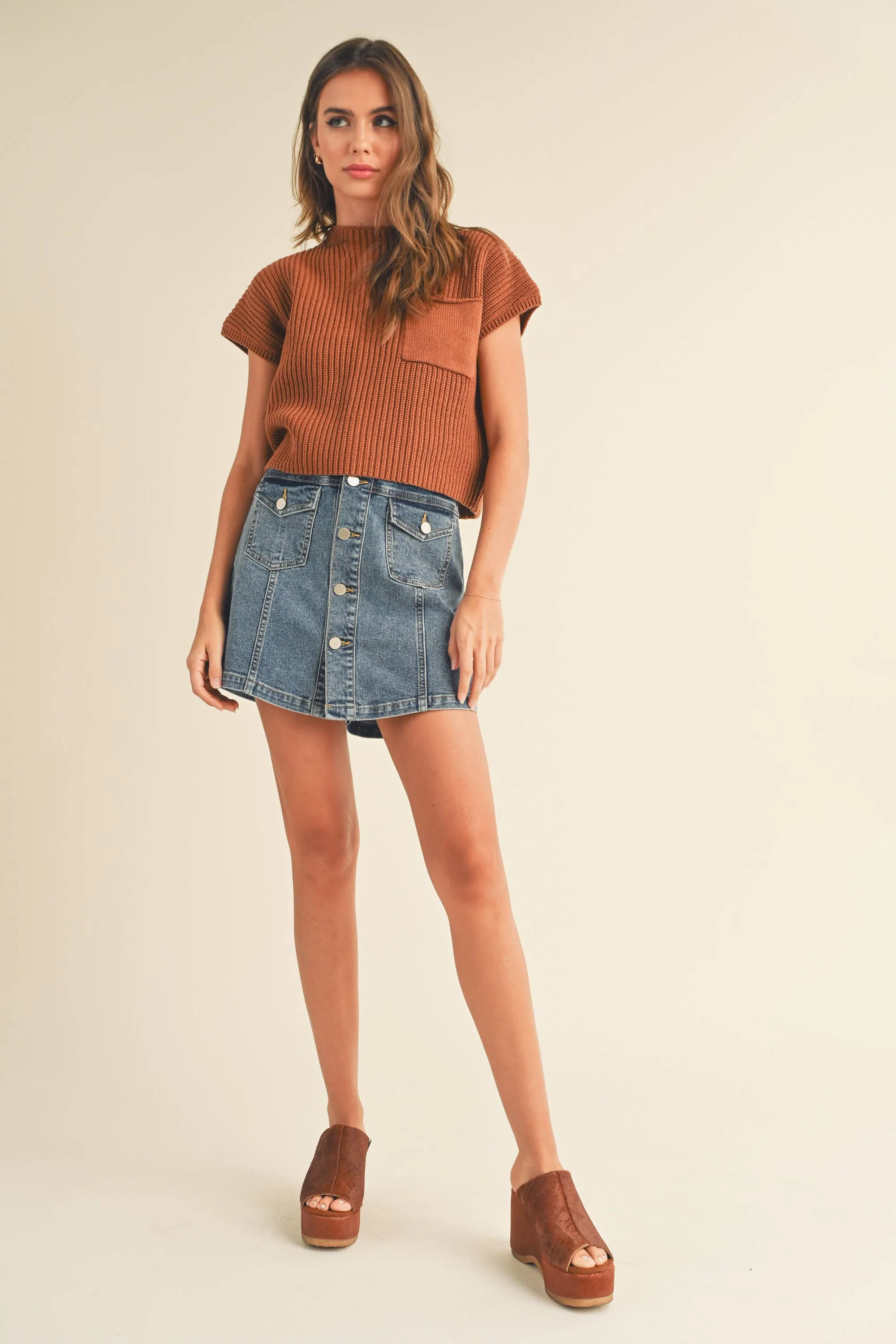HALF HIGH NECK SWEATER VEST