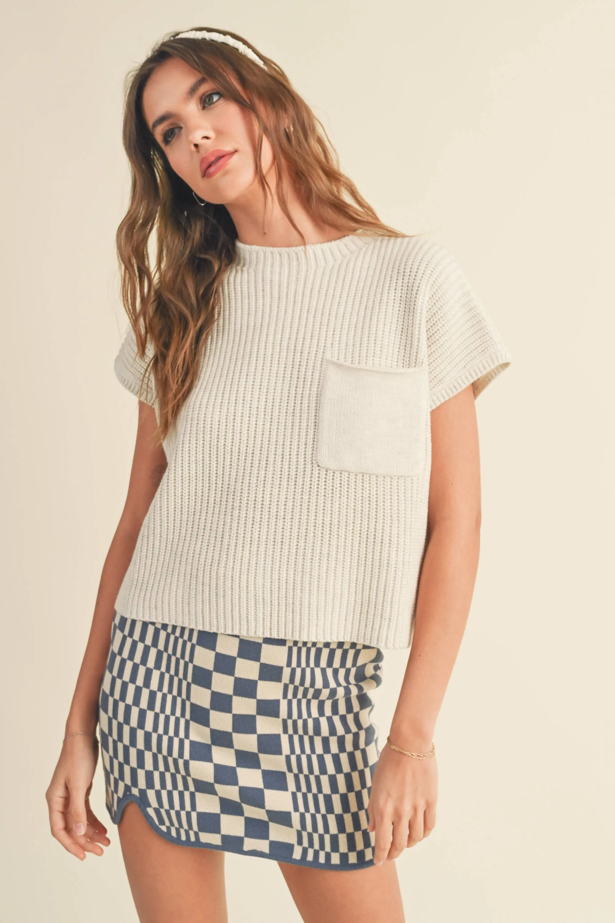 HALF HIGH NECK SWEATER VEST
