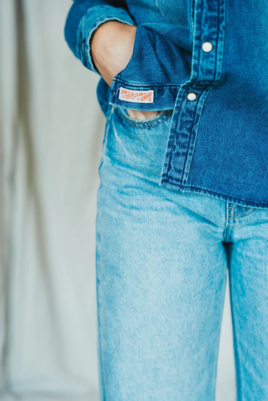 Yoakam Women's Denim Blouse
